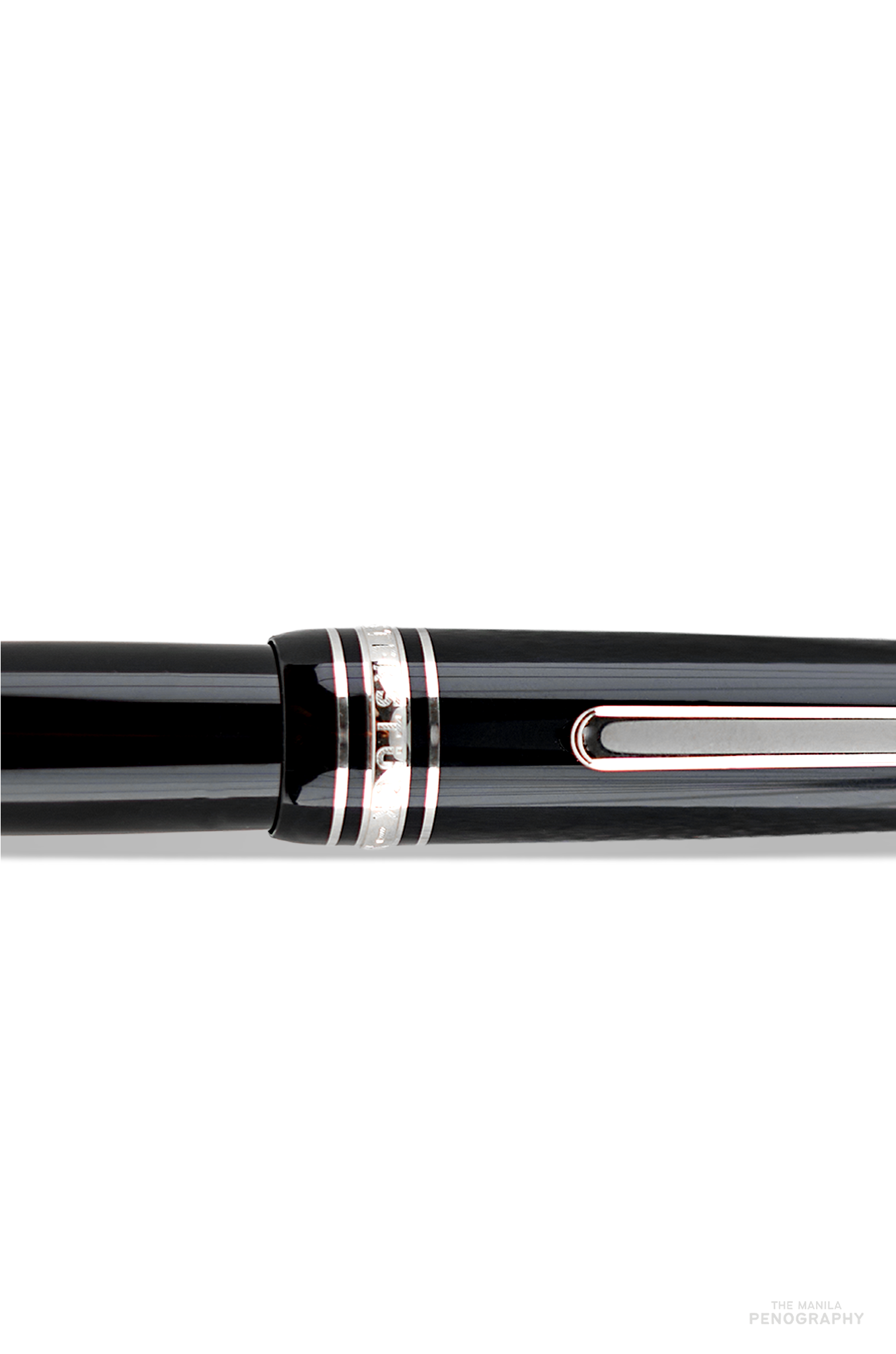 Montblanc 147 Traveler Platinum Trim