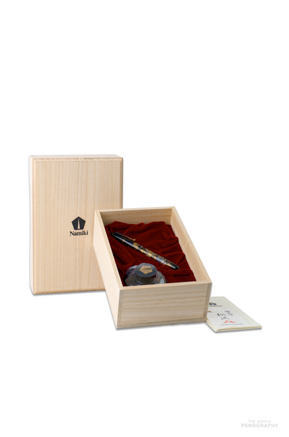 Namiki Yukari Royale Lioness and Cubs