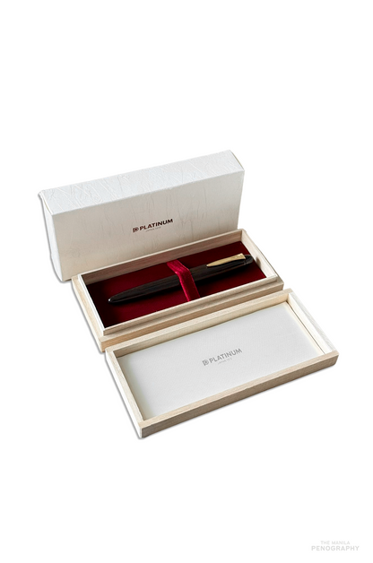 Platinum Izumo Tagayasan Bombay Black Wood Glossy