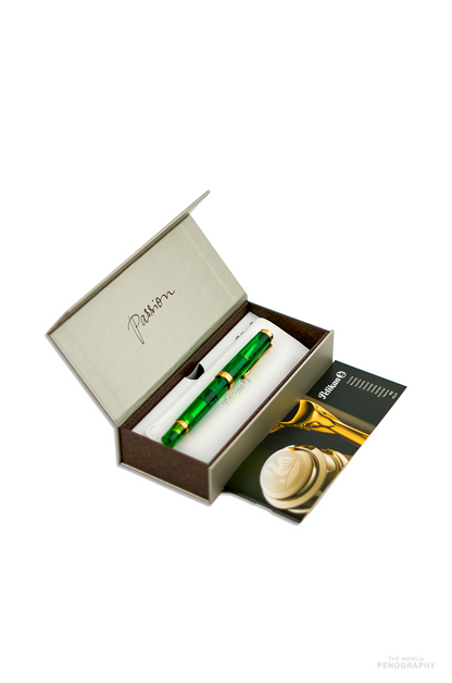 Pelikan M800 Green Demonstrator