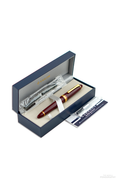 Sailor 1911L Burgundy Gold Trim